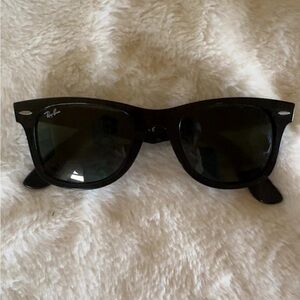 Ray-Ban Classic Black Sunglasses